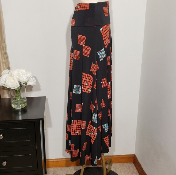 LulaRoe geometric print skirt size xxs - Picture 2 of 7